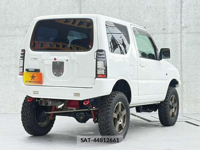 Suzuki JIMNY 2007-12 8877072-3