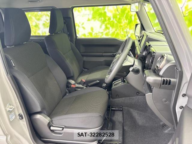 Suzuki JIMNY 2025-11 8877210-3