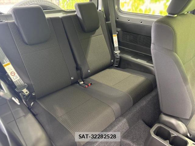 Suzuki JIMNY 2025-11 8877210-4