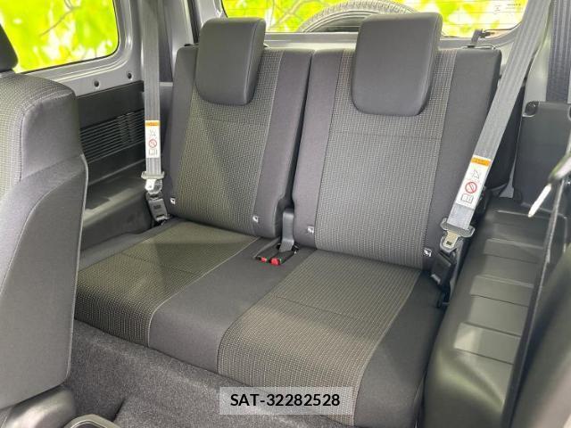 Suzuki JIMNY 2025-11 8877210-6