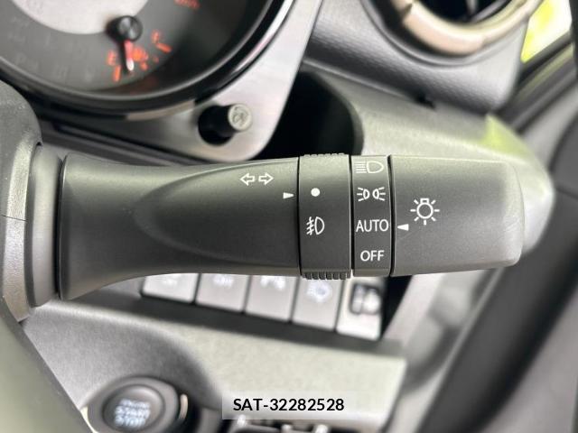 Suzuki JIMNY 2025-11 8877210-9