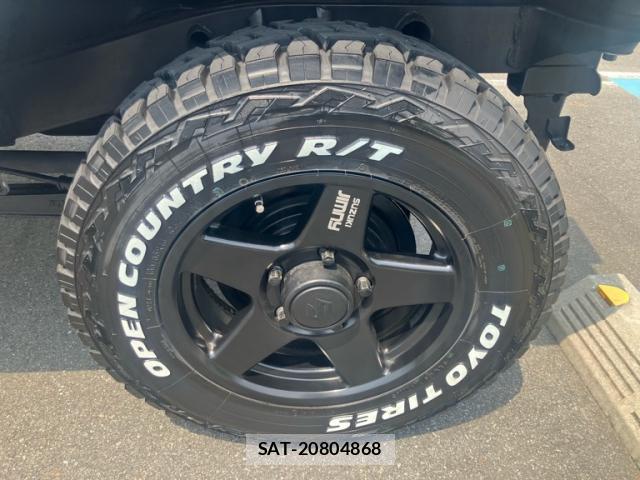 Suzuki JIMNY 2004-12 8877909-12