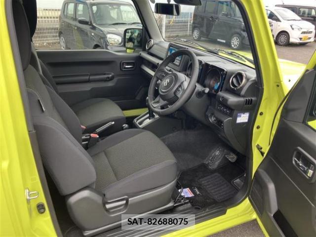 Suzuki JIMNY 2025-02 8878060-4