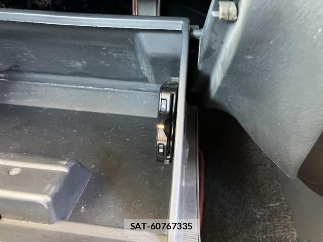 Suzuki JIMNY 2012-10 8878160-14