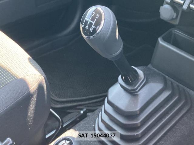 Suzuki JIMNY 2025-09 8878285-13
