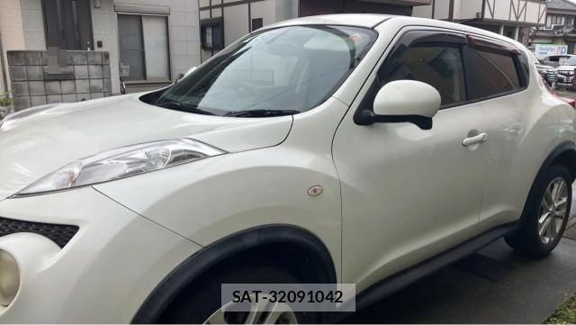 Nissan JUKE 2010-07 8877185-3