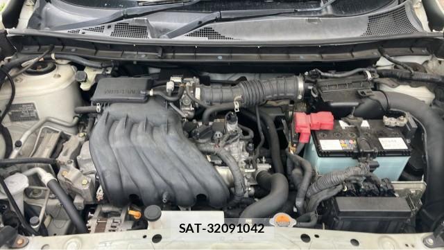 Nissan JUKE 2010-07 8877185-7