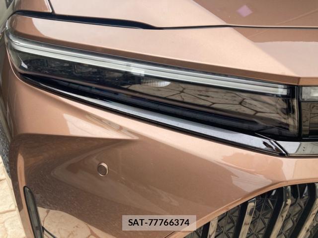 Toyota KLUGER HYBRID 2024-11 8876389-12