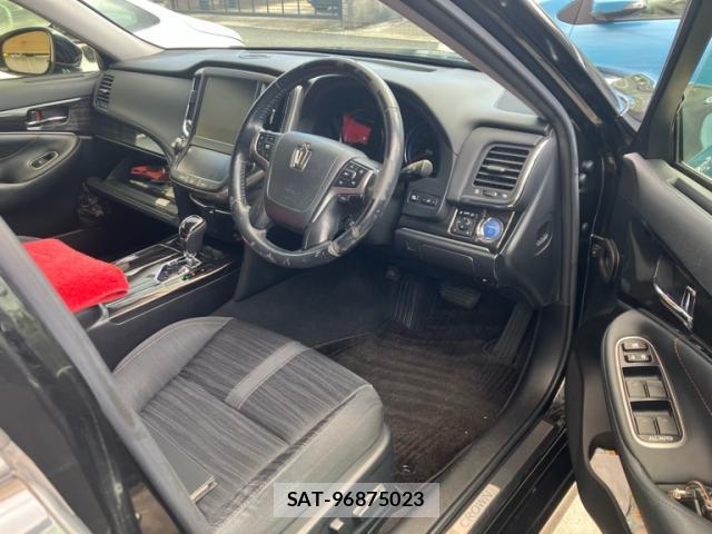 Toyota KLUGER HYBRID 2015-11 8876395-9
