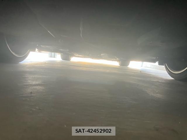 Toyota KLUGER HYBRID 2016-10 8877627-8