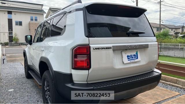 Toyota Land Cruiser 250 2025-10 8877110-13