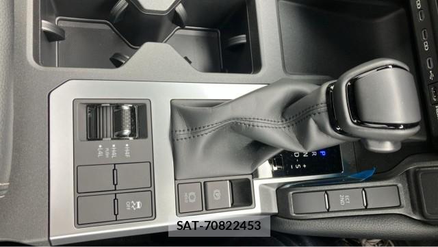 Toyota Land Cruiser 250 2025-10 8877110-14