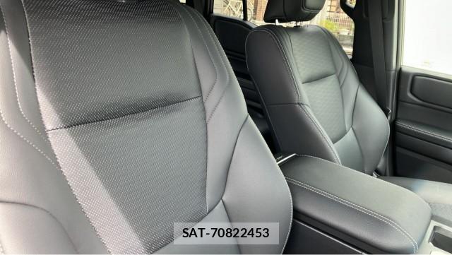 Toyota Land Cruiser 250 2025-10 8877110-5