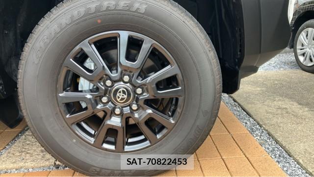 Toyota Land Cruiser 250 2025-10 8877110-8