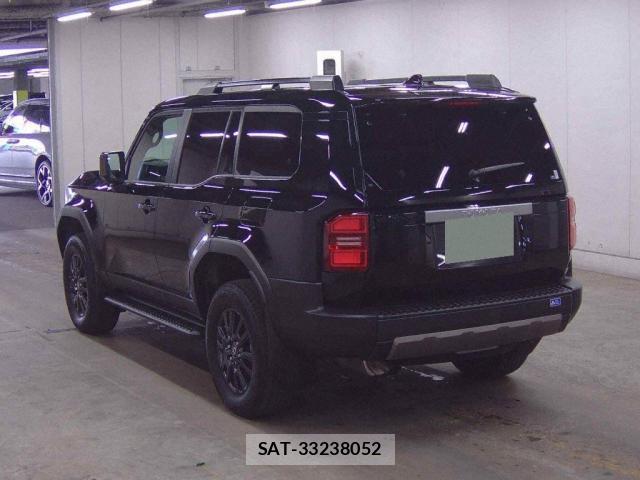 Toyota Land Cruiser 250 2024-09 8877360-1