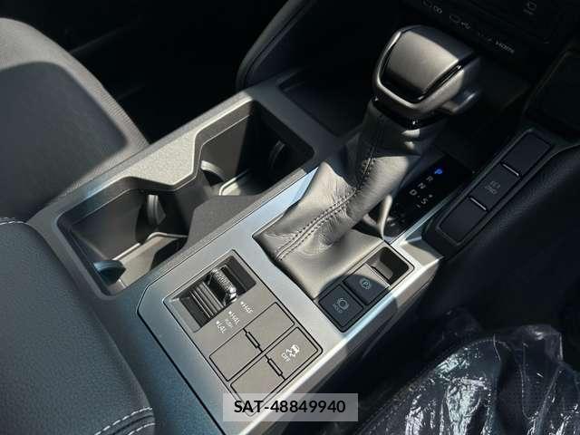 Toyota Land Cruiser 250 2026-09 8877634-6