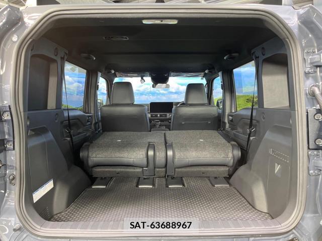 Toyota Land Cruiser FJ 2026-06 8876160-10