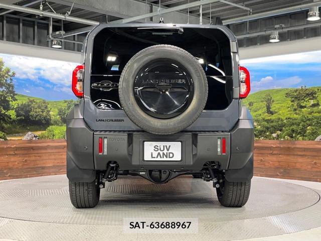 Toyota Land Cruiser FJ 2026-06 8876160-14