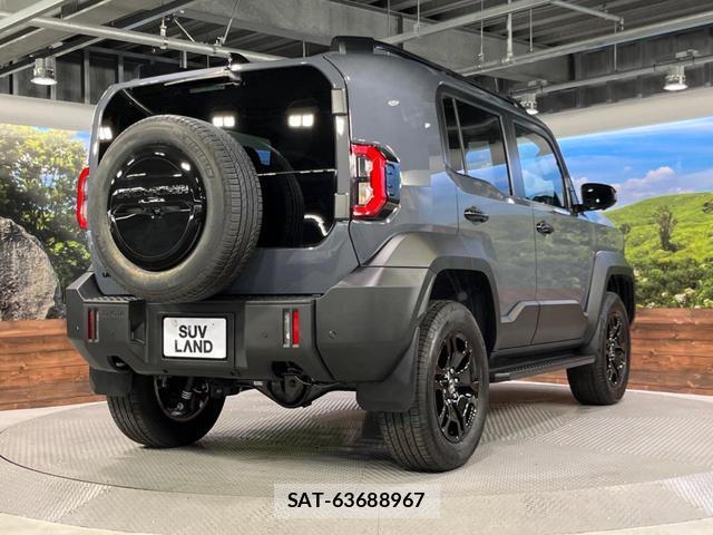Toyota Land Cruiser FJ 2026-06 8876160-16
