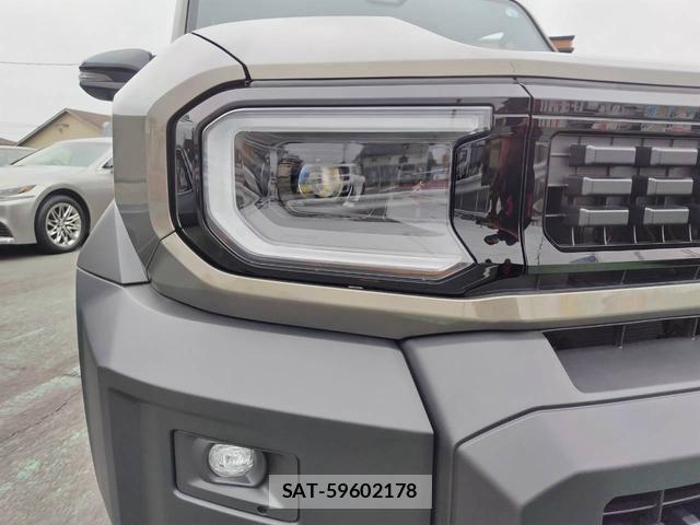 Toyota Land Cruiser FJ 2026-07 8877914-19
