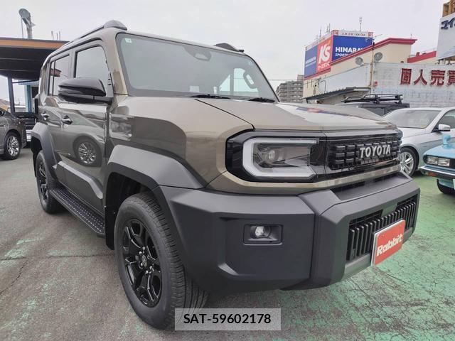 Toyota Land Cruiser FJ 2026-07 8877914-3