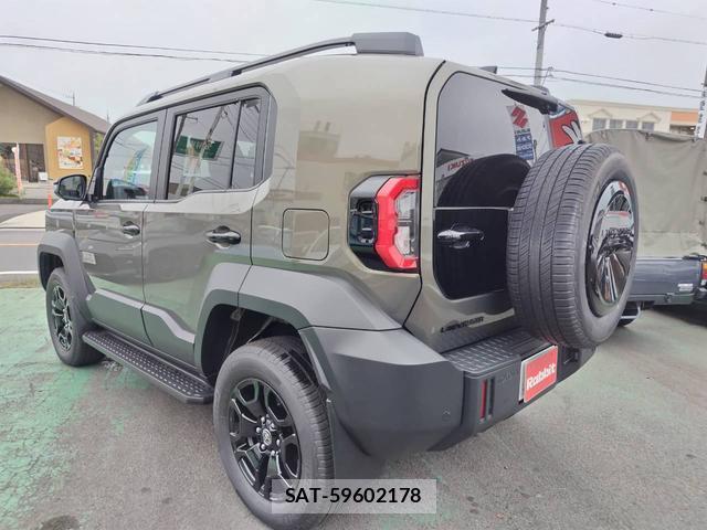 Toyota Land Cruiser FJ 2026-07 8877914-6