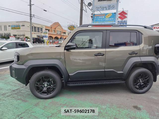 Toyota Land Cruiser FJ 2026-07 8877914-7