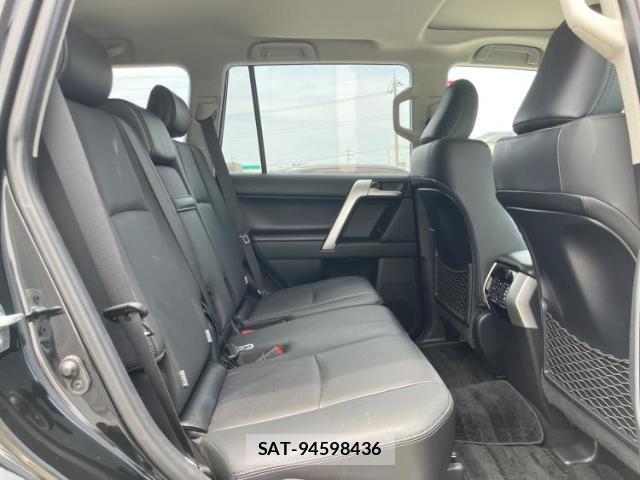 Toyota LAND CRUISER PRADO 2023-07 8876048-4