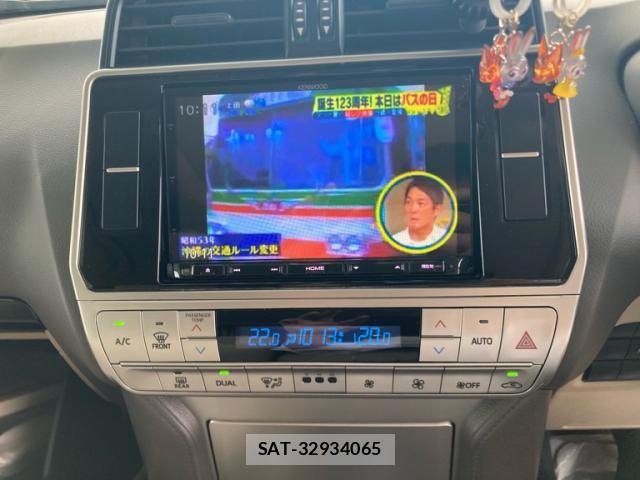 Toyota LAND CRUISER PRADO 2021-05 8876077-14
