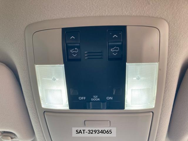 Toyota LAND CRUISER PRADO 2021-05 8876077-19
