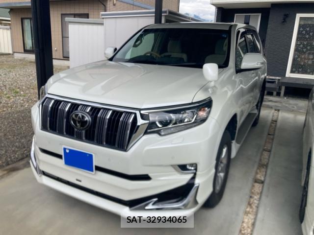 Toyota LAND CRUISER PRADO 2021-05 8876077-2