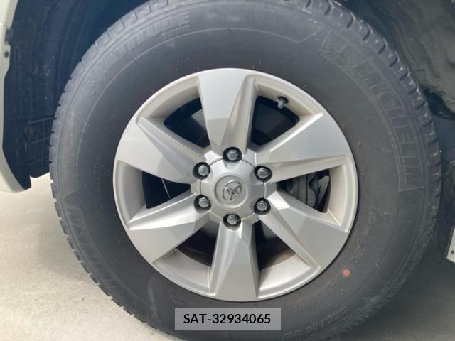 Toyota LAND CRUISER PRADO 2021-05 8876077-6