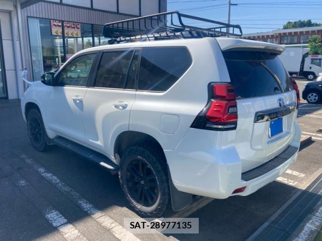 Toyota LAND CRUISER PRADO 2021-02 8876378-2