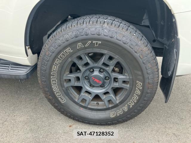Toyota LAND CRUISER PRADO 2017-12 8876399-4