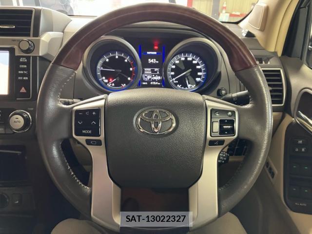 Toyota LAND CRUISER PRADO 2015-10 8876408-14