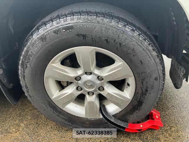 Toyota LAND CRUISER PRADO 2013-10 8876517-6
