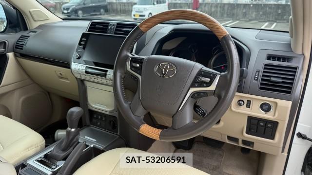 Toyota LAND CRUISER PRADO 2023-02 8877147-2