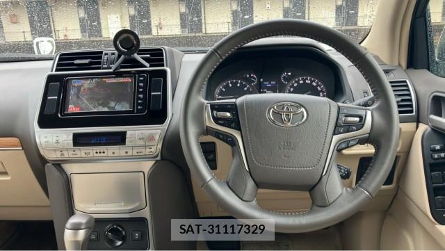 Toyota LAND CRUISER PRADO 2023-07 8877148-16