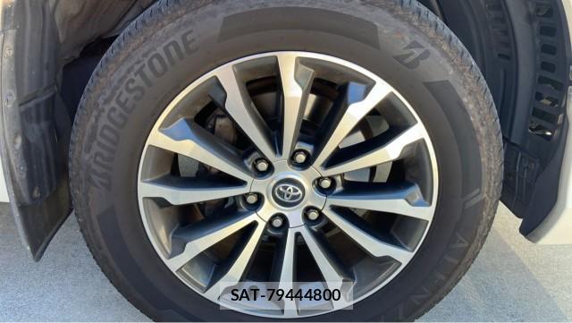 Toyota LAND CRUISER PRADO 2018-05 8877174-8