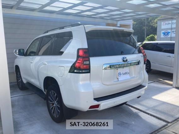 Toyota LAND CRUISER PRADO 2018-01 8877175-13