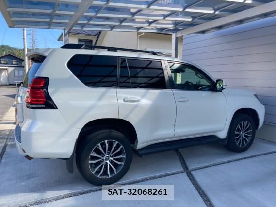 Toyota LAND CRUISER PRADO 2018-01 8877175-3