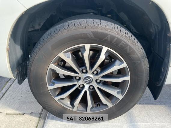 Toyota LAND CRUISER PRADO 2018-01 8877175-8