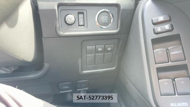 Toyota LAND CRUISER PRADO 2023-10 8877946-10