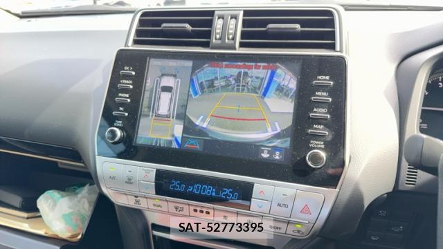 Toyota LAND CRUISER PRADO 2023-10 8877946-15