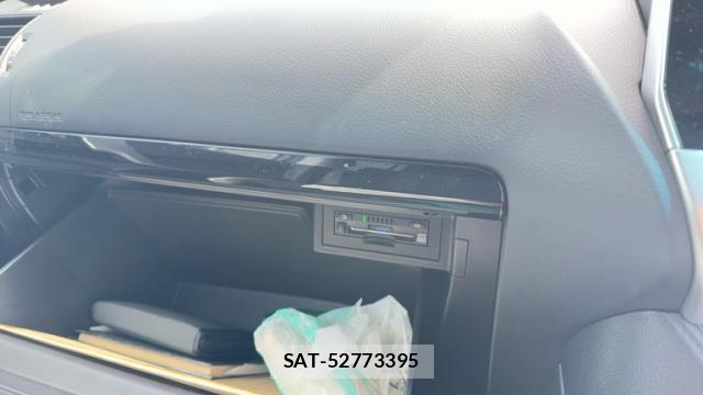 Toyota LAND CRUISER PRADO 2023-10 8877946-17