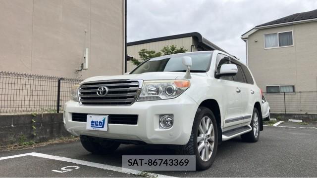 Toyota LAND CRUISER 2013-03 8877097-0