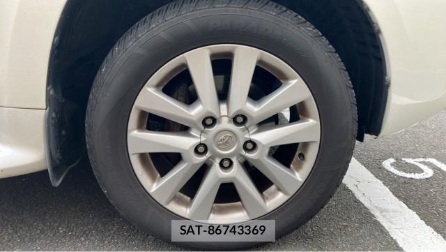 Toyota LAND CRUISER 2013-03 8877097-8