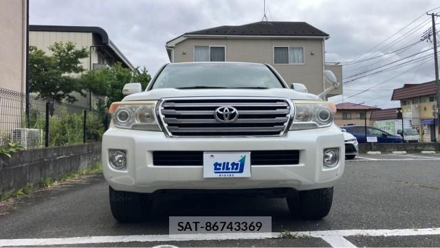 Toyota LAND CRUISER 2013-03 8877097-9