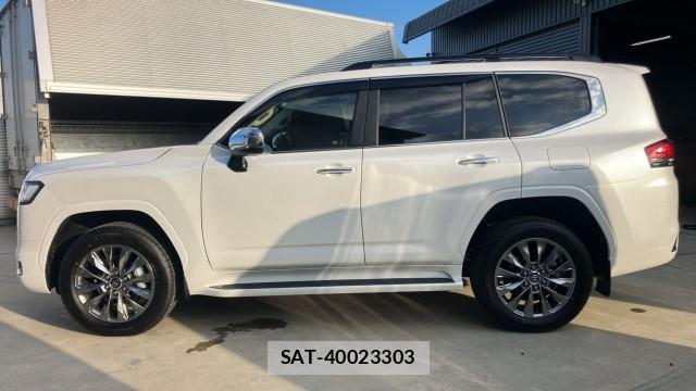 Toyota LAND CRUISER 2026-06 8877100-10