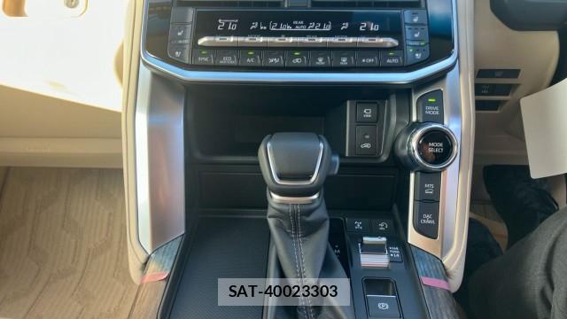 Toyota LAND CRUISER 2026-06 8877100-14